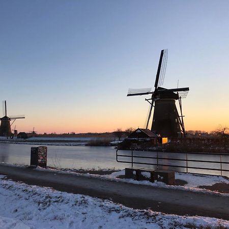 Voorhuis Aan De Lek Bed & Breakfast Nieuw-Lekkerland Екстериор снимка